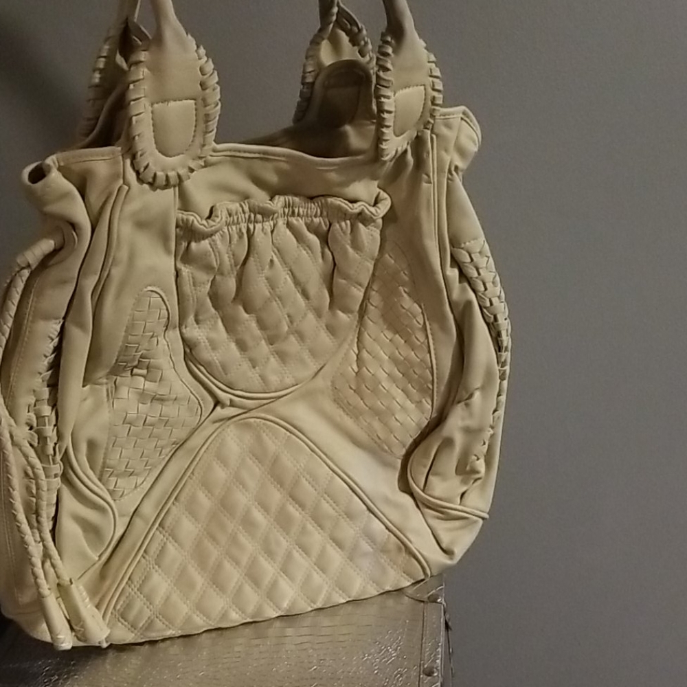 Purse - Picture 3 of 3